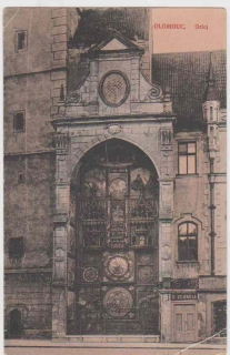 NA2 046 Olomouc, orloj, o